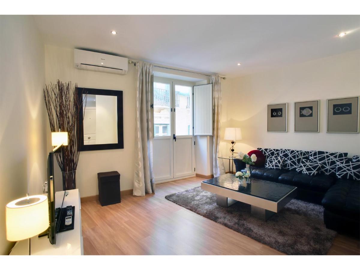 Apartamentos Unisierra مالقة المظهر الخارجي الصورة