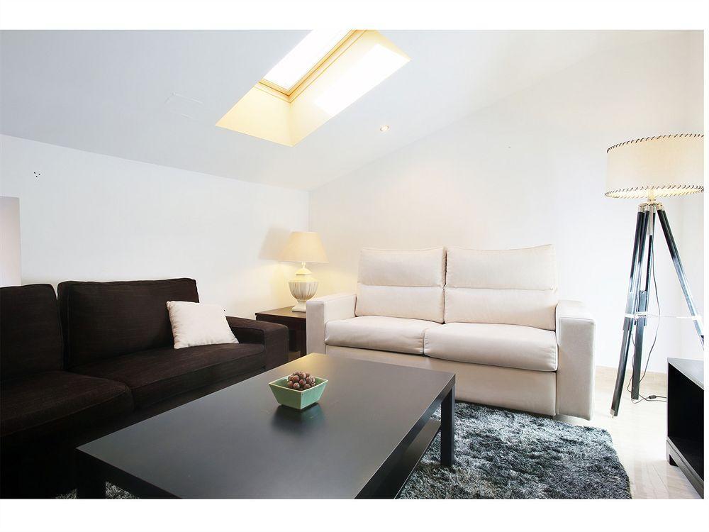 Apartamentos Unisierra مالقة المظهر الخارجي الصورة
