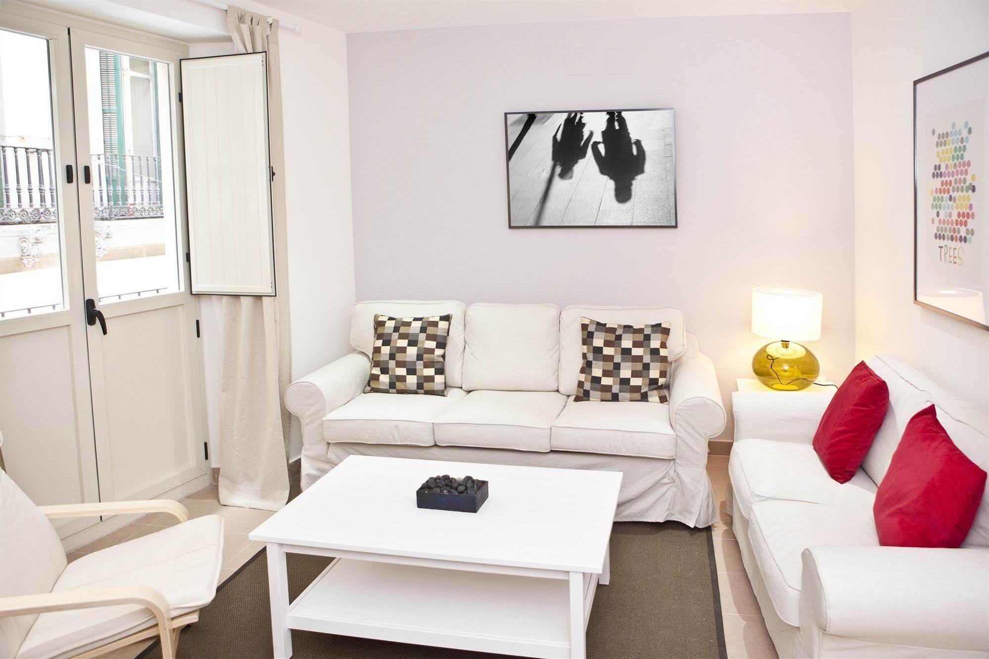 Apartamentos Unisierra مالقة المظهر الخارجي الصورة