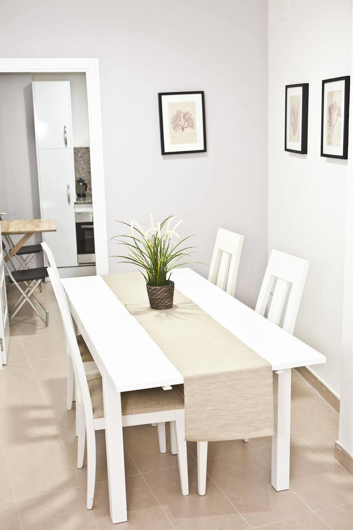 Apartamentos Unisierra مالقة المظهر الخارجي الصورة